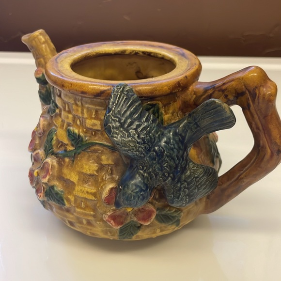 Teapot - Picture 2 of 4
